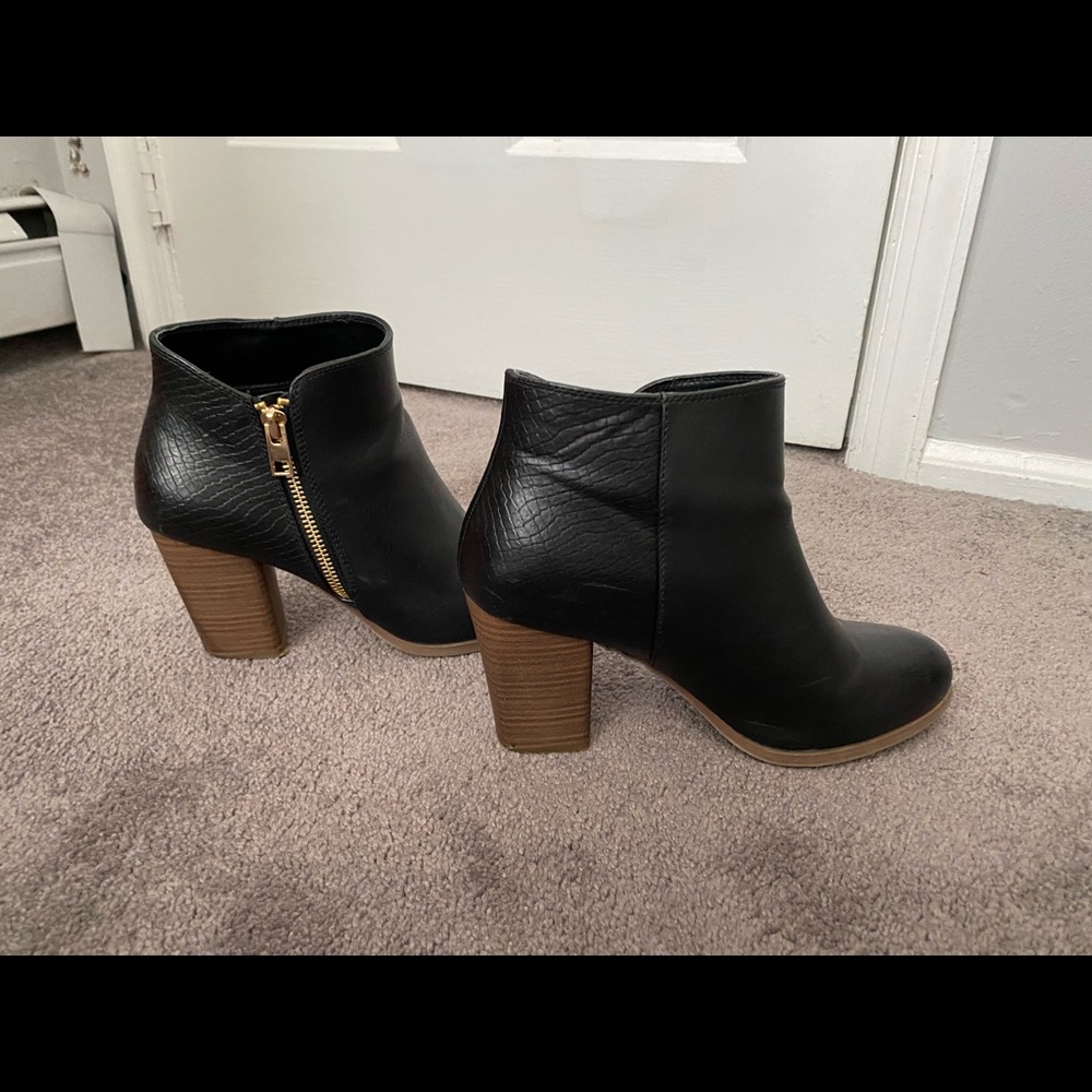 Black Booties From Call It Spring Size 8 - image 2